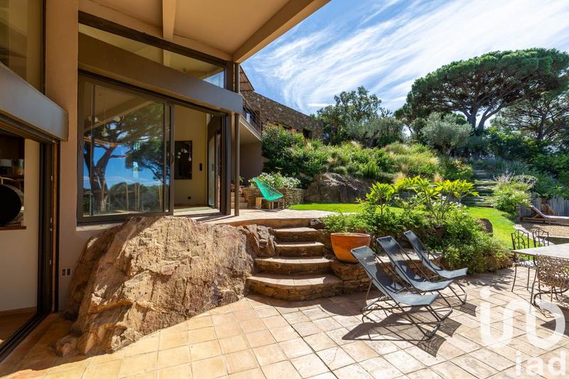 Maison de maîtres - 365 m² - 6 pièces