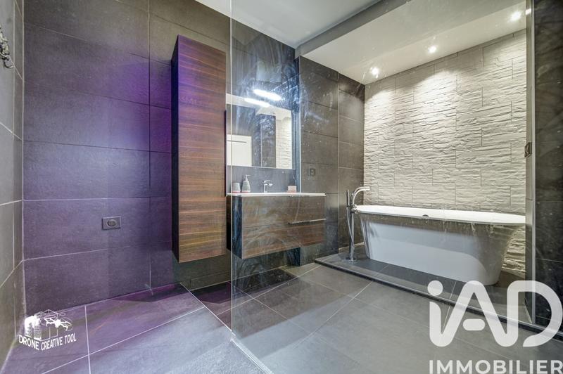 Appartement - 92 m² - 4 pièces