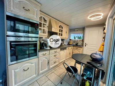 Maison - 104 m² - 4 pièces