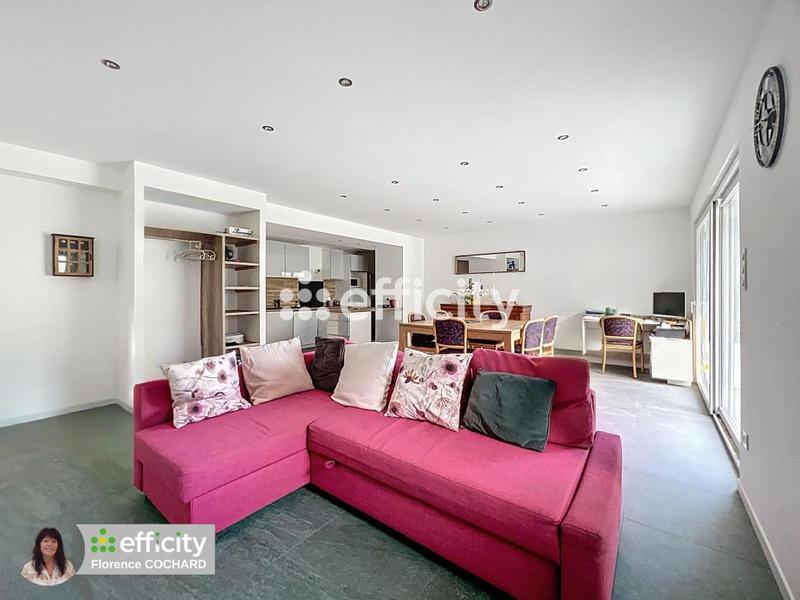 Appartement - 100 m² - 4 pièces