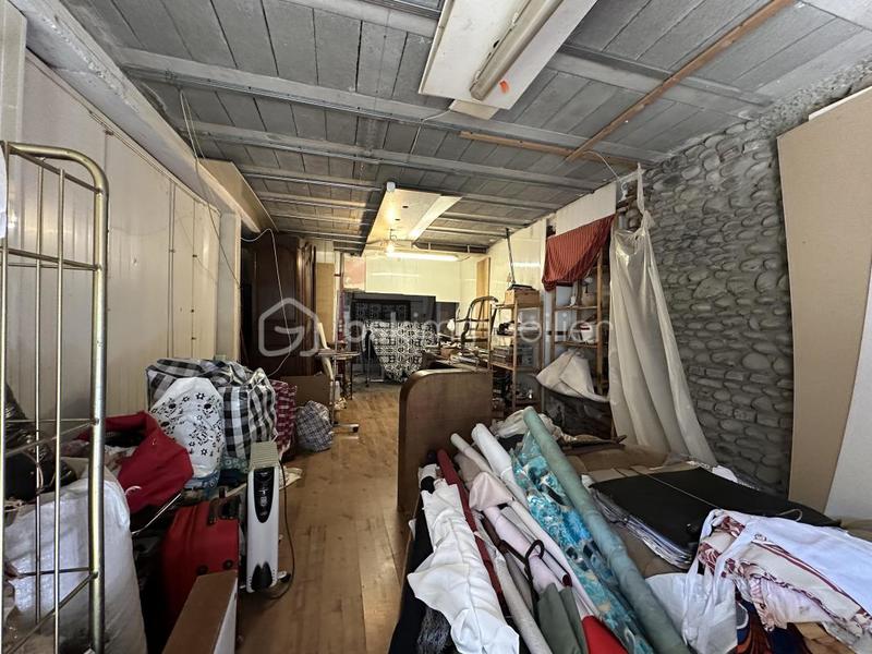 Local commercial - 79 m² - 3 pièces