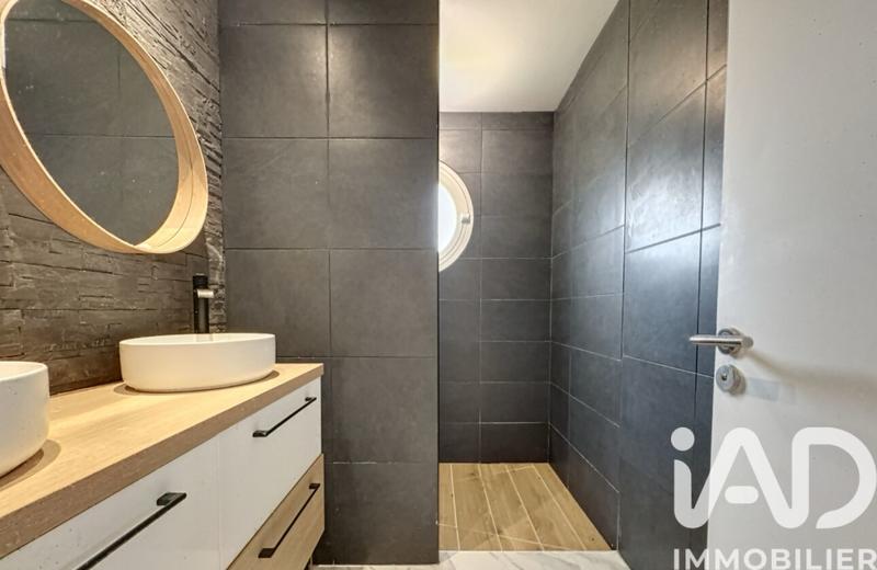 Maison - 137 m² - 6 pièces