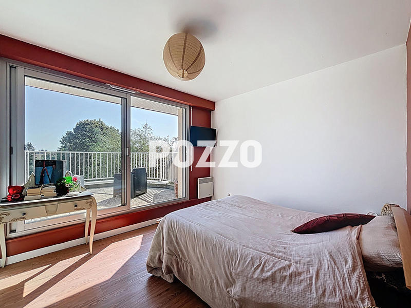 Maison - 139 m² - 6 pièces