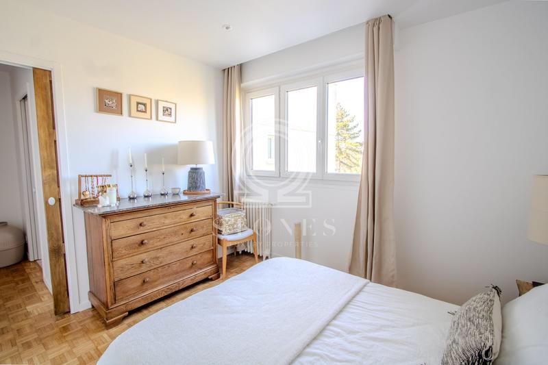 Appartement - 80 m² - 4 pièces