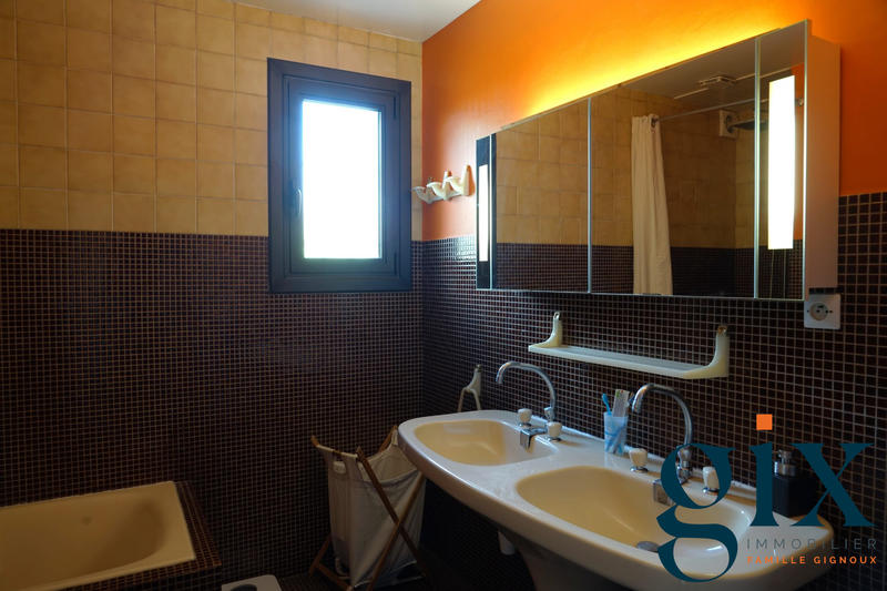 Maison - 149 m² - 7 pièces