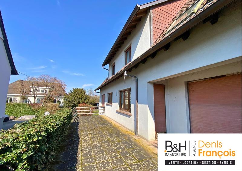 Maison - 245 m² - 7 pièces