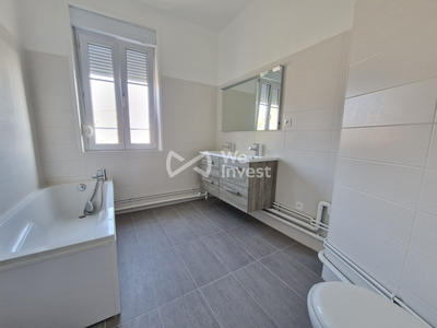 Appartement - 110 m² - 5 pièces