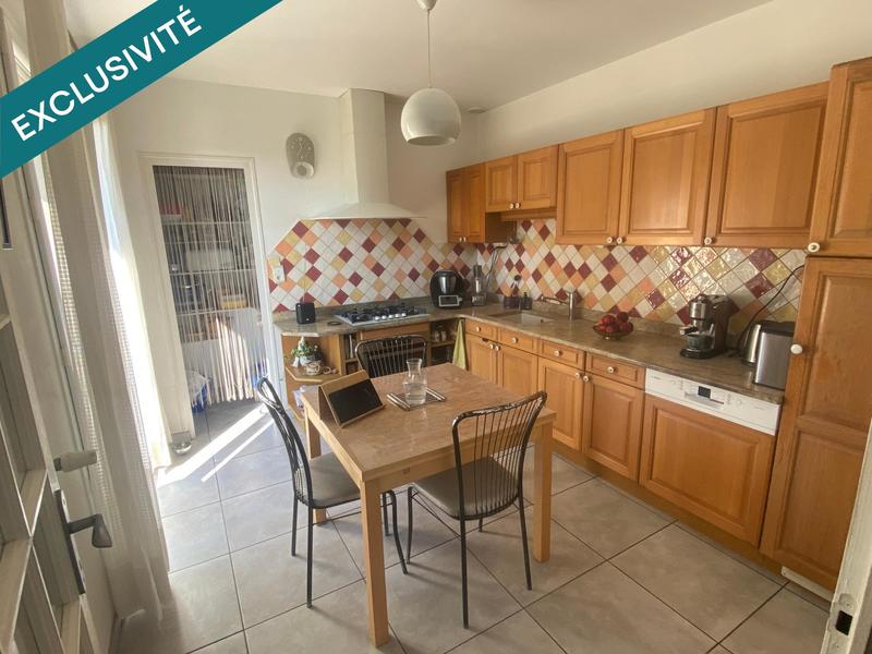 Maison - 189 m² - 10 pièces