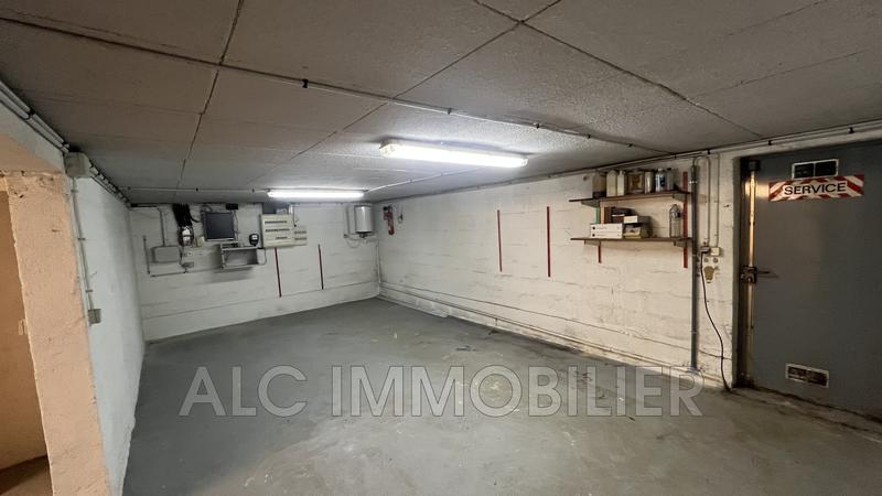 Appartement - 210 m² - 4 pièces