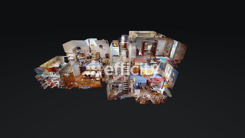 Maison - 296 m² - 12 pièces