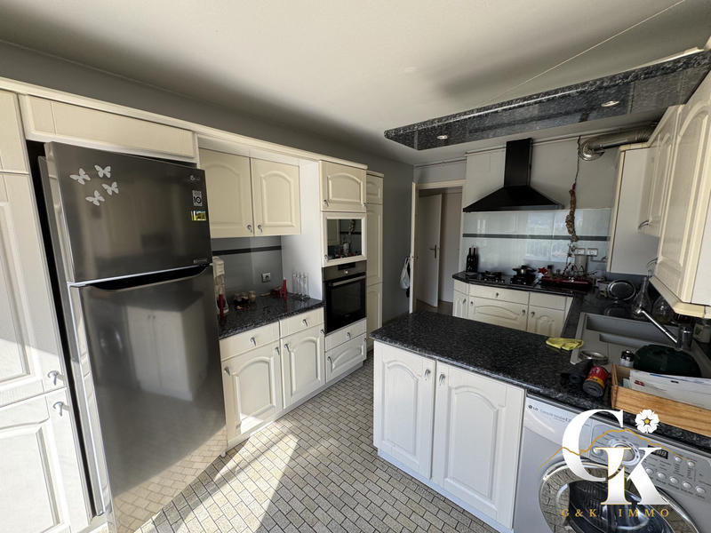 Appartement - 132 m² - 5 pièces