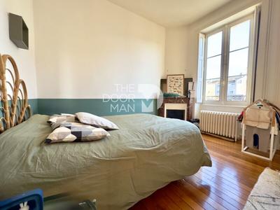 Appartement - 117 m² - 4 pièces