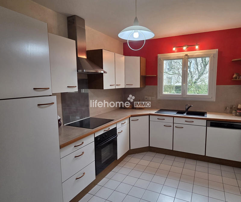 Maison - 90 m² - 4 pièces