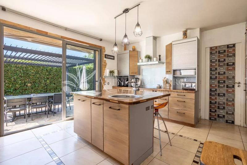 Villa - 171 m² - 5 pièces