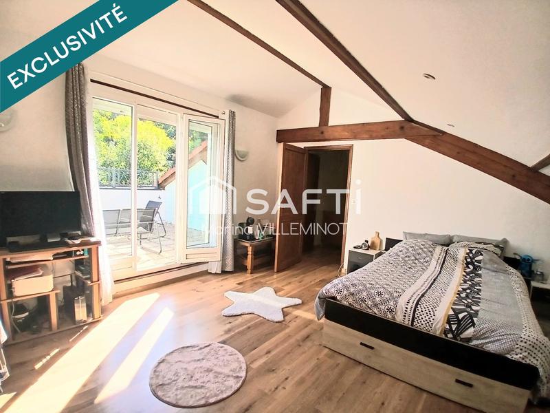 Maison - 170 m² - 8 pièces