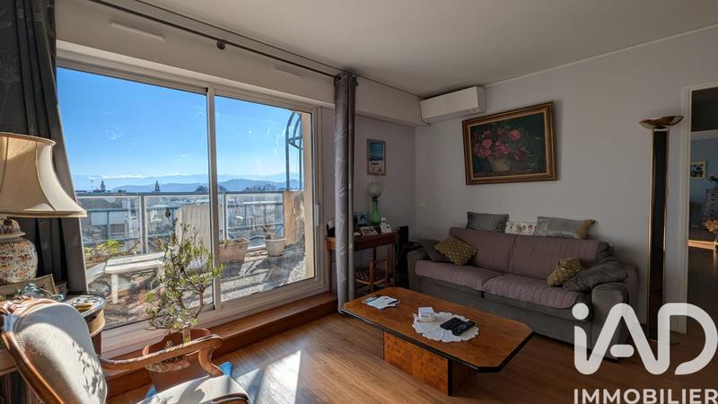 Appartement - 88 m² - 3 pièces