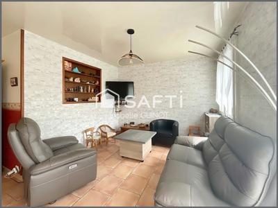 Maison - 93 m² - 4 pièces