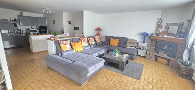 Local commercial - 900 m² - 14 pièces