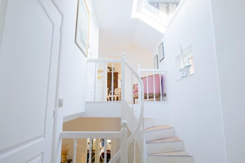 Maison - 175 m² - 6 pièces