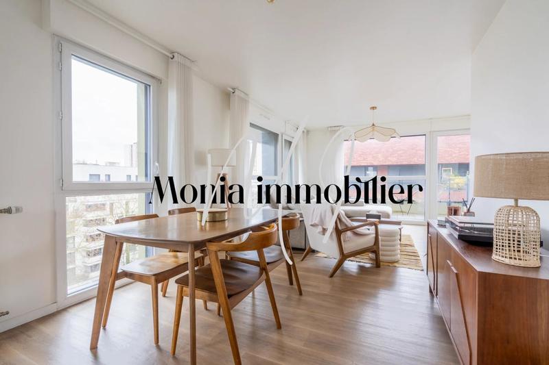 Appartement - 84 m² - 4 pièces