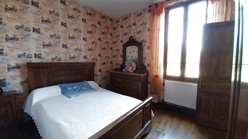 Maison - 200 m² - 6 pièces