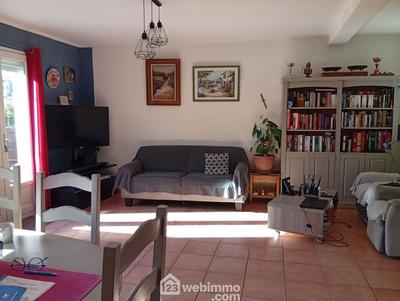 Maison - 90 m² - 5 pièces