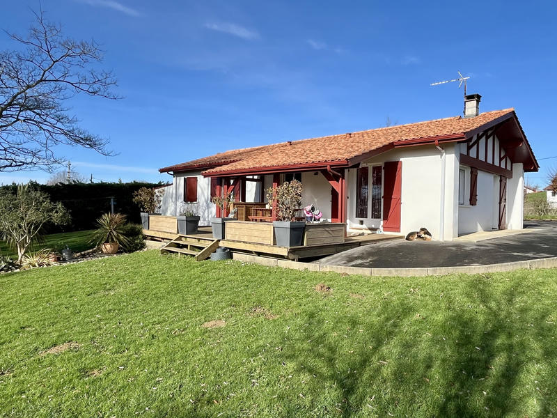 Maison - 107 m² - 5 pièces