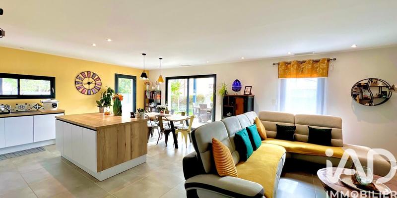 Maison - 110 m² - 5 pièces