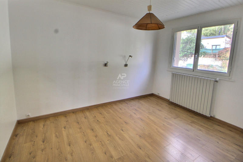 Maison - 147 m² - 6 pièces