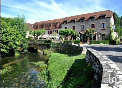 Local commercial - 1 200 m²