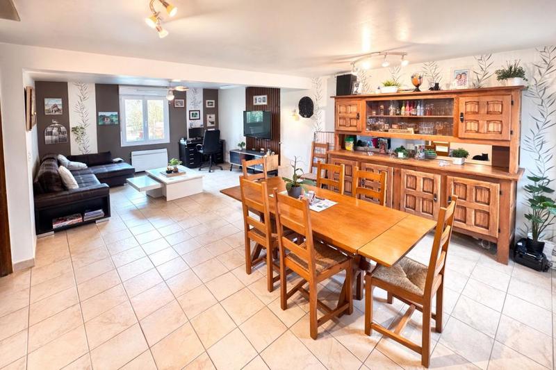 Pavillon - 97 m² - 5 pièces