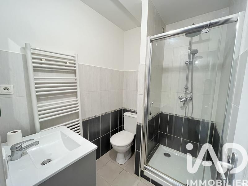 Studio - 30 m² - 1 pièce