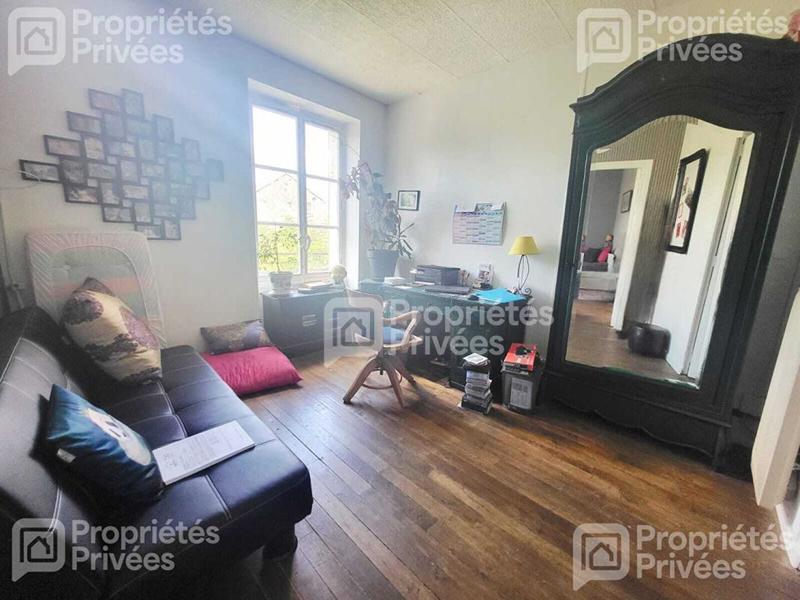 Maison - 176 m² - 8 pièces