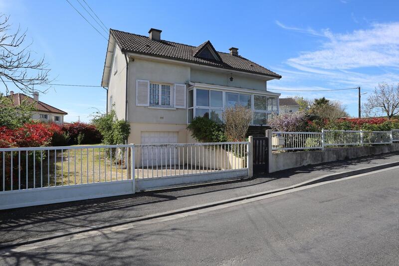 Maison - 110 m² - 6 pièces