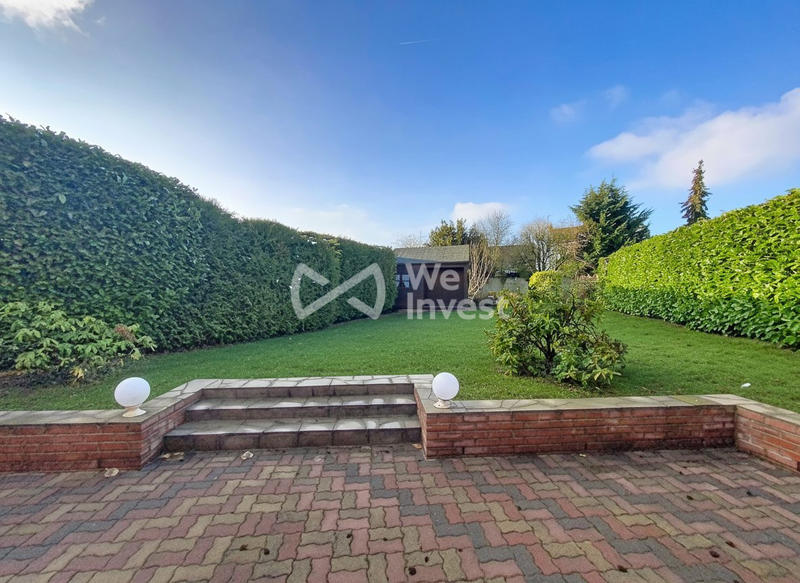 Maison - 184 m² - 7 pièces