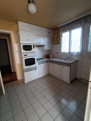 Maison - 76 m² - 5 pièces