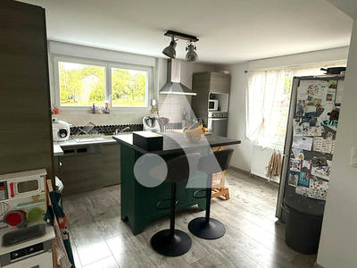 Maison - 185 m² - 6 pièces