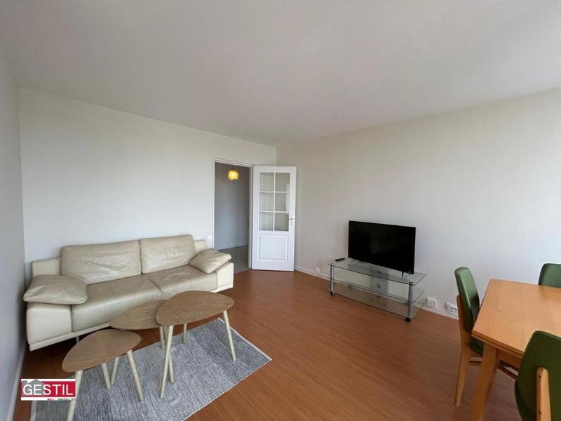 Appartement - 81 m² - 4 pièces