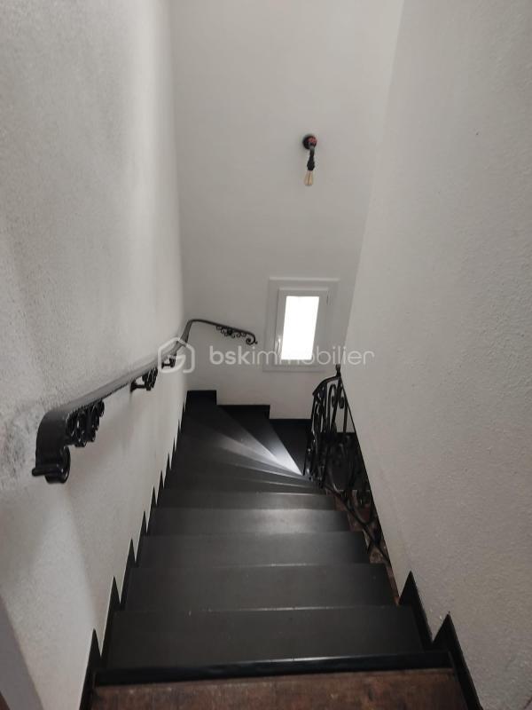 Villa - 100 m² - 5 pièces