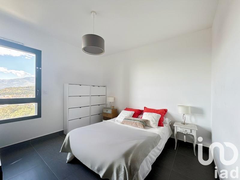 Appartement - 122 m² - 5 pièces