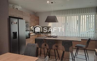 Maison - 100 m² - 4 pièces