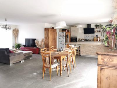 Maison contemporaine - 135 m² - 6 pièces