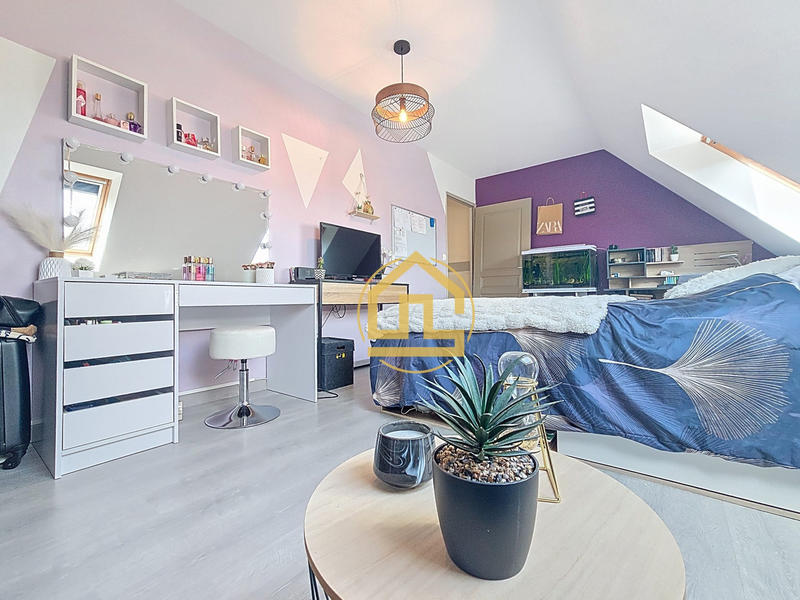 Maison - 161 m² - 6 pièces