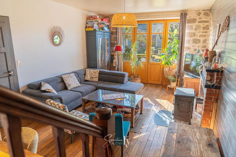 Maison - 95 m² - 4 pièces