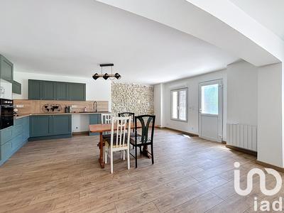 Maison - 104 m² - 4 pièces