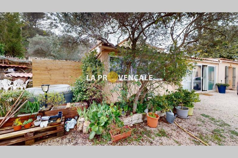 Maison - 130 m² - 4 pièces