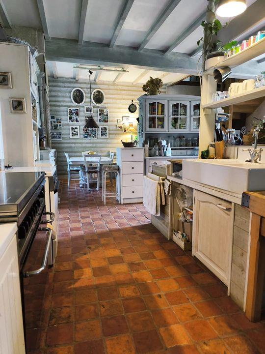 Maison ancienne - 434 m² - 10 pièces