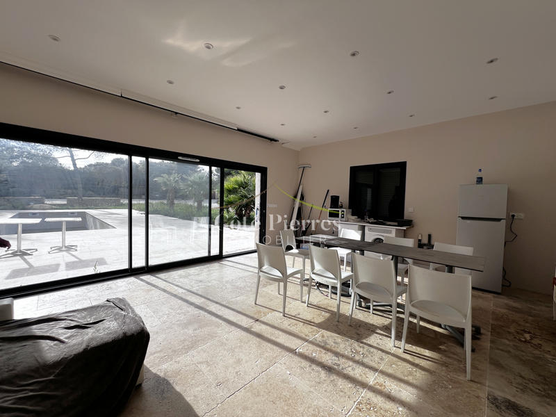 Maison - 135 m² - 3 pièces