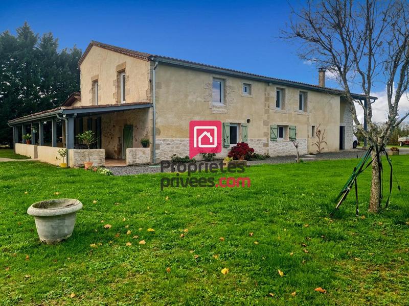 Maison - 273 m² - 8 pièces