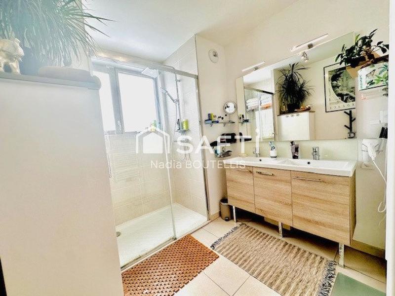 Appartement - 90 m² - 4 pièces